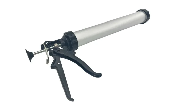Pistolet pour mastic colle et silicone de 600ml ISOSELL