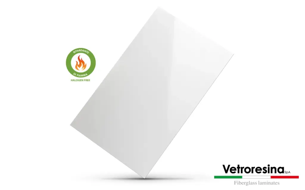 Plaque polyester résistante au feu VETROGUARDIAN B-s1-d0 1,7 mm pour revêtement mural professionnel - ISOSELL